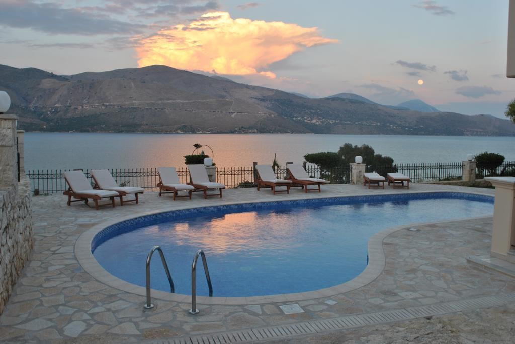 Lazaratos Hotel Kouvalata Экстерьер фото