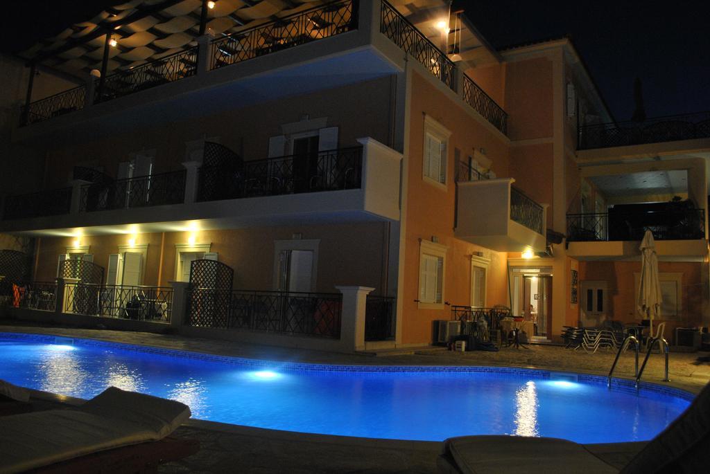 Lazaratos Hotel Kouvalata Экстерьер фото