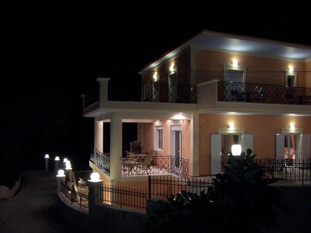 Lazaratos Hotel Kouvalata Экстерьер фото