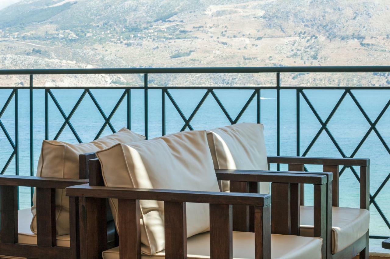 Lazaratos Hotel Kouvalata Экстерьер фото