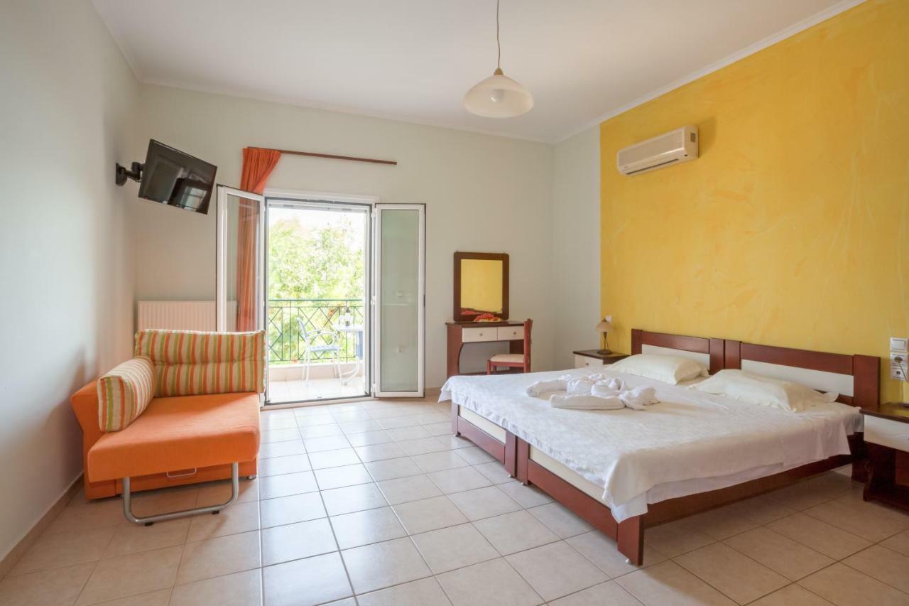 Lazaratos Hotel Kouvalata Экстерьер фото